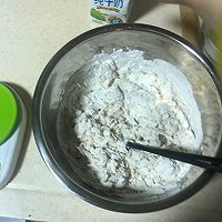 熊猫小刺猬豆沙包的做法图解1