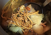 竹荪虫草花土鸡汤的做法