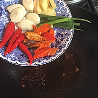 家常菜-干锅肥肠的做法图解7