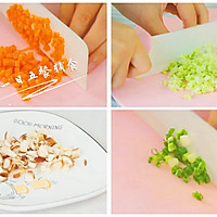 胡萝卜香菇鸡蛋饼 宝宝辅食，鸡蛋+西红柿+包菜的做法图解3