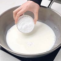 银耳桃胶撞奶的做法图解3