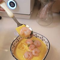 宝宝版虾仁鸡蛋羹的做法图解2