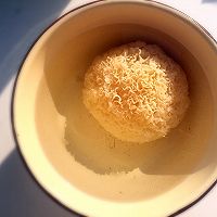冰糖雪梨银耳羹[小七出品]的做法图解1