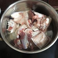 猪脚黄豆的做法图解2