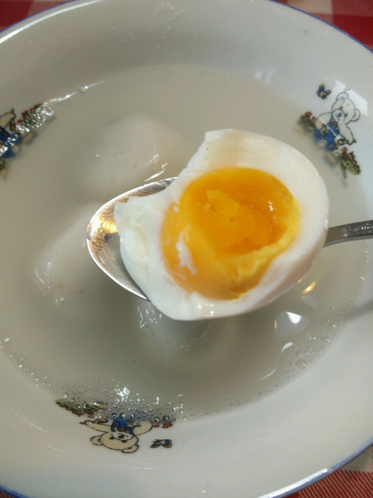 最好吃的煮鸡蛋的做法