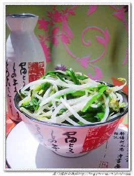 韭菜炒豆芽