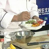 #葱伴侣豆瓣酱能蘸善炒#减肥不节食，加拿大北极虾螺丝面沙拉的做法图解4