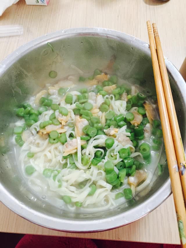 大连芸豆蚬子面