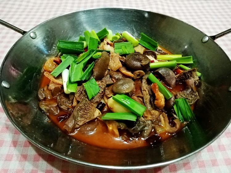 干锅枞菌的做法