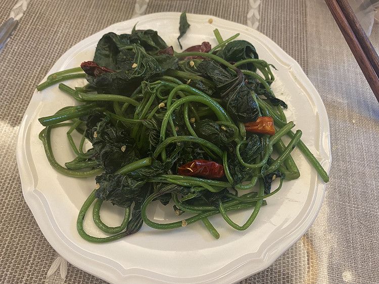 呛炒苕叶的做法