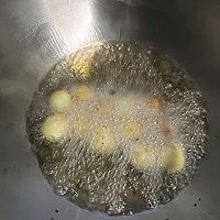 炸土豆丸子的做法图解4