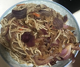 洋葱猪肉粉条的做法