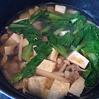 【超健康减肥圣汤】菌菇肉丸毛菜豆腐汤的做法图解6