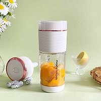 自制芒果气泡果汁的做法图解3