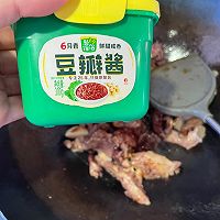 #葱伴侣豆瓣酱能蘸善炒#酱香牛头肉炖娃娃菜的做法图解3