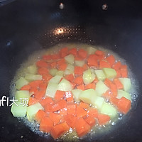 焖鸡胸肉的做法图解2