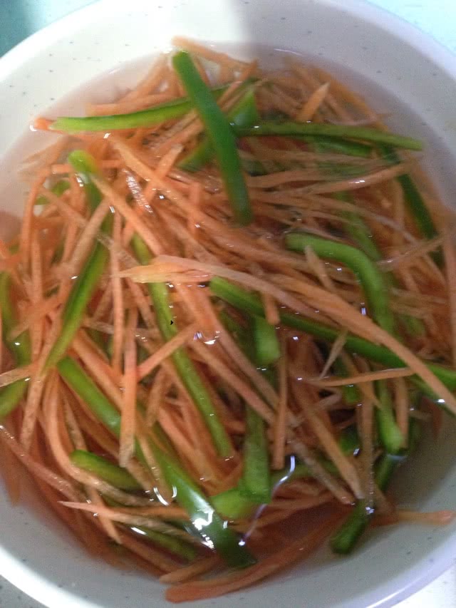 鱼香肉丝的做法图解3