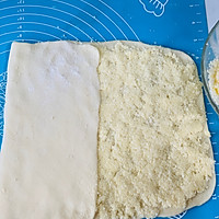 超软的椰蓉奶香面包的做法图解7
