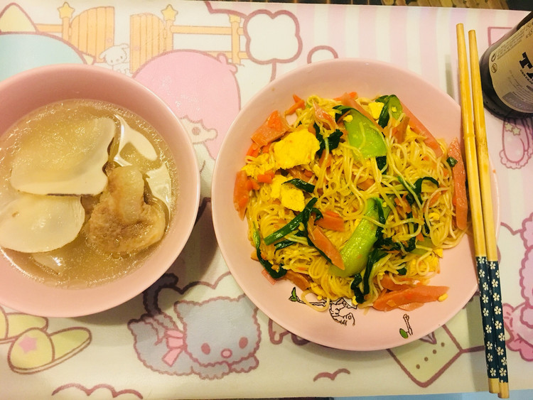 港式公仔面的做法