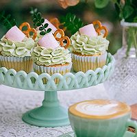 #一蔬一饭皆告白# 木糖醇斑斓奶油Cupcakes杯子蛋糕的做法图解14
