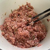 好吃不过饺子～豇豆胡萝卜肉水饺的做法图解5