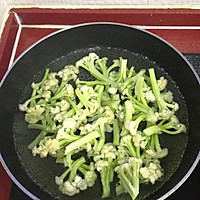 花菜五花肉的做法图解2