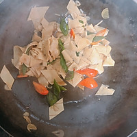尖椒干豆腐的做法图解5