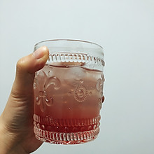 桃桃莓莓气泡酒