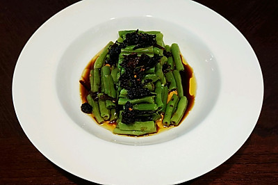鸡枞菌（油）凉拌四季豆