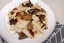 莲藕炒牛肉的做法