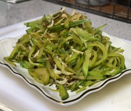 萝卜丝炒虾皮的做法