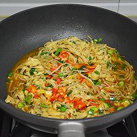 #外婆乡炒出火锅香#金针菇豆皮麻辣煲的做法图解6