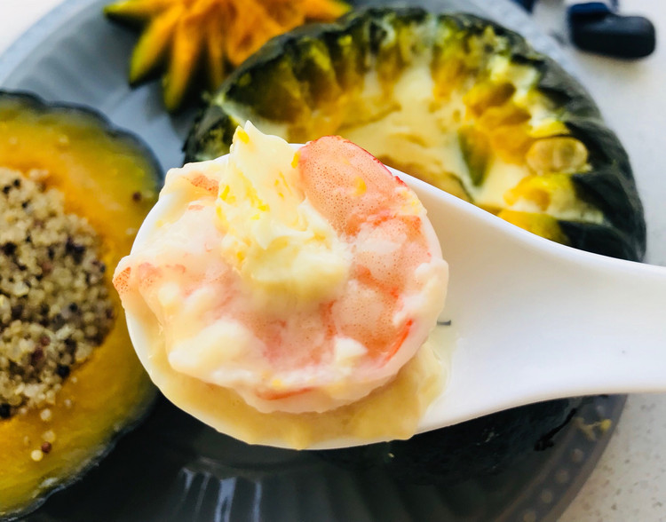 贝贝南瓜虾仁蒸蛋的做法