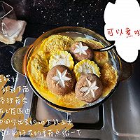 突发奇想的白菜菌菇蛋饺煲的做法图解5