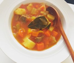 西红柿牛肉蔬菜汤的做法