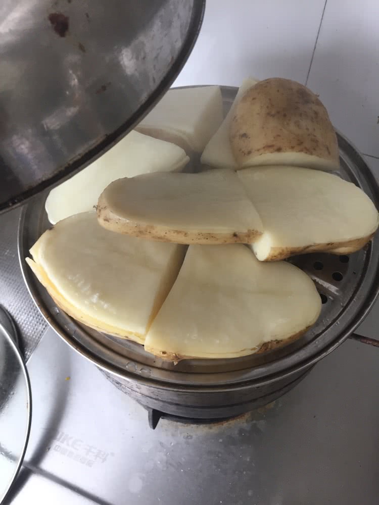 土豆沙拉的做法图解1