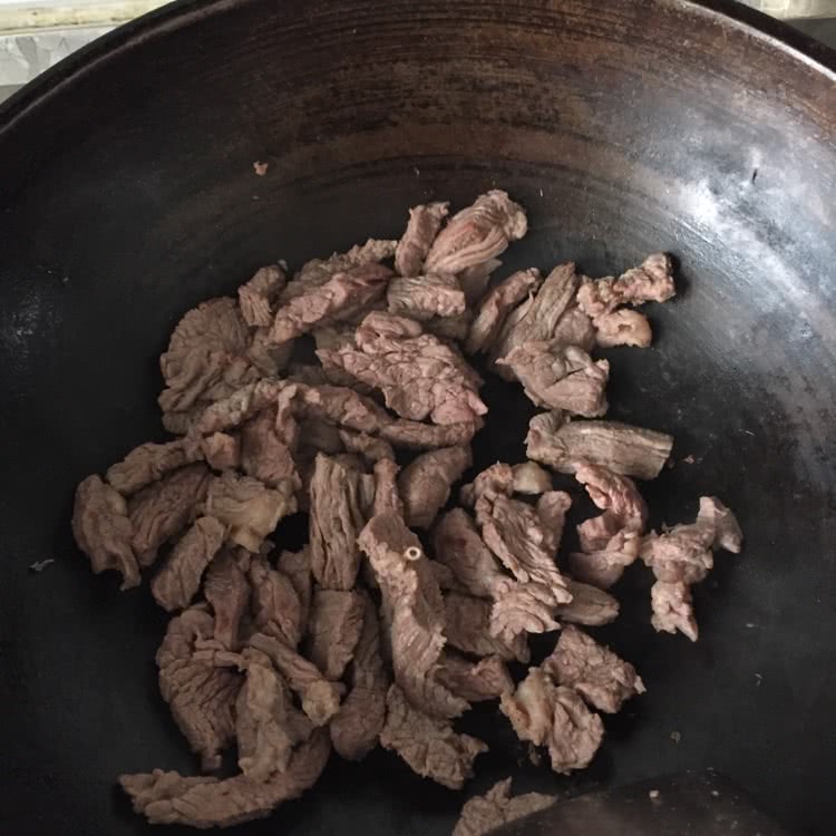 徐氏麻辣牛肉干的做法图解5