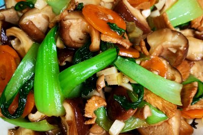 鸡肉香菇油菜