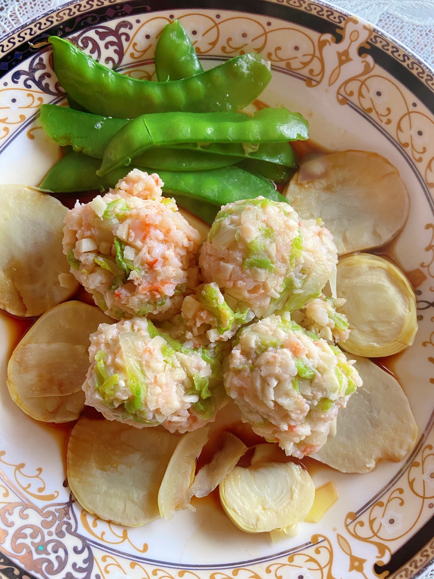 Lose weight and eat shrimp balls