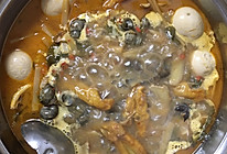 螺蛳鸭脚煲的做法