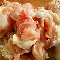 酸菜鸡肉的做法图解2