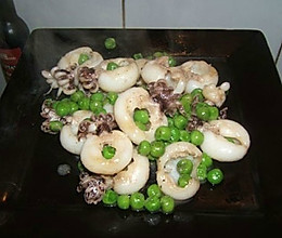 墨鱼豌豆的做法