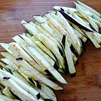 素炒茄丝的做法图解1