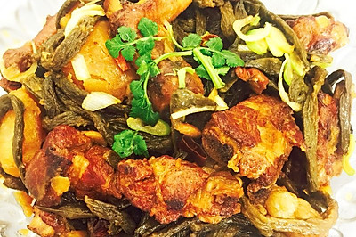 干豆角炖排骨鸡手