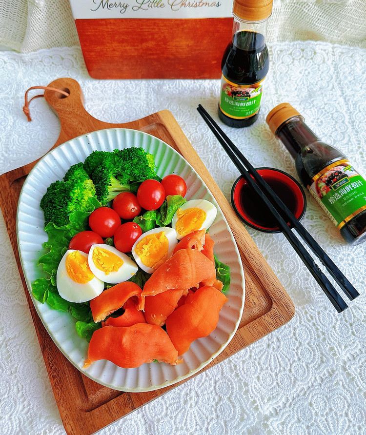减脂餐❗️鲜蔬蚌肉捞汁沙拉‼️的做法