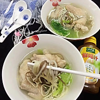 鲜鸡汁鸡翅白菜面条汤的做法图解16