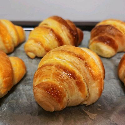 可颂 Croissant 酥到彻底！