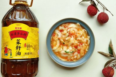 老黄瓜炒西红柿