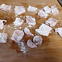 番茄口蘑锤肉片汤的做法图解2