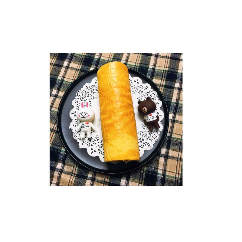 Hupi cake roll (Matcha vs original)